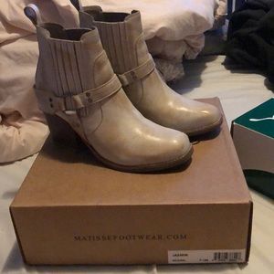 Matisse western bootie size 7.5